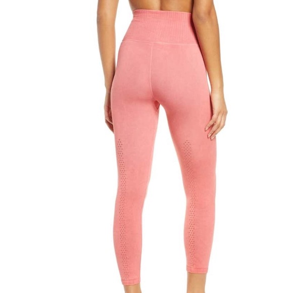 W/tag FP Movement Good Karma leggings - Picture 3 of 8